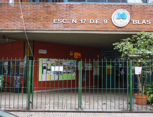 Escuela Nº 17 DE 9 Blas Parera - Imagen 1